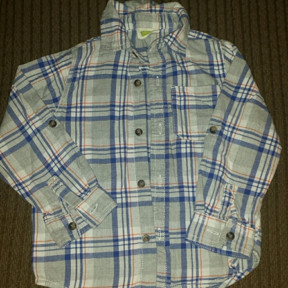 2 Shirts for the price of 1 - Picture 2 of 2